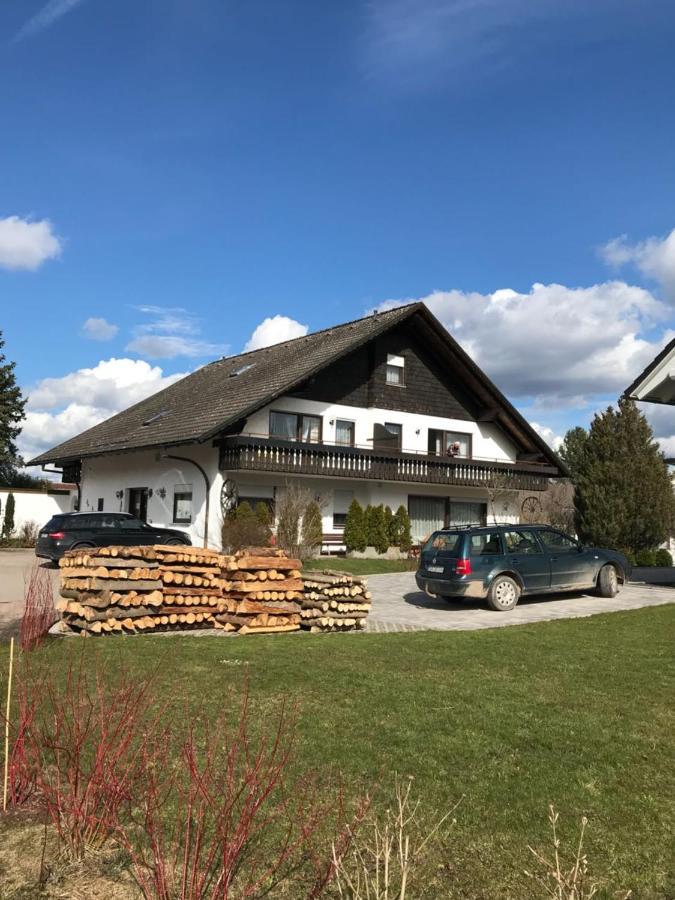 Gaestehaus Brigitte フロイデンシュタット エクステリア 写真